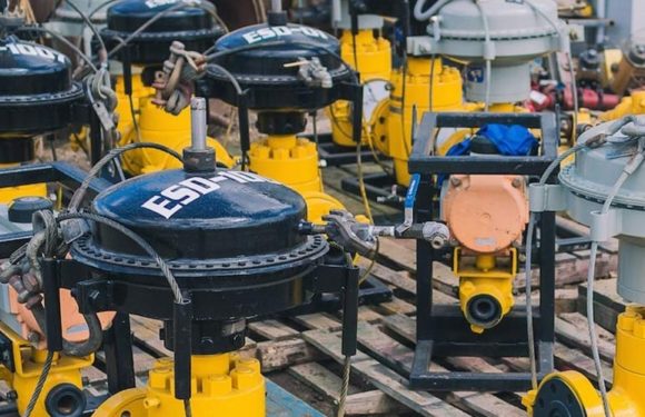 What is ESDV (Emergency shutdown Valve)? How ESD valve works?